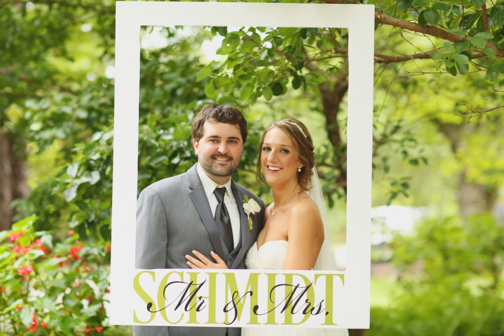 aldridge gardens, j.woodbery, decor to adore, becky's brides, photo booth