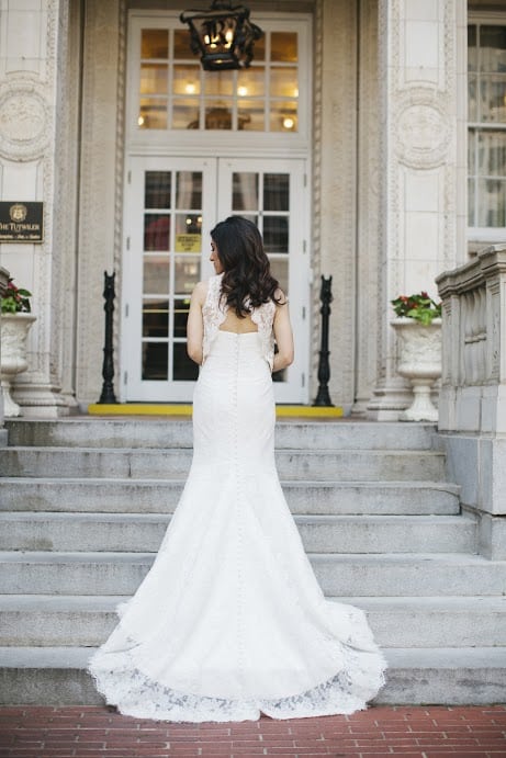 a dress to remember on your wedding Leslie Hollingsworth Photography