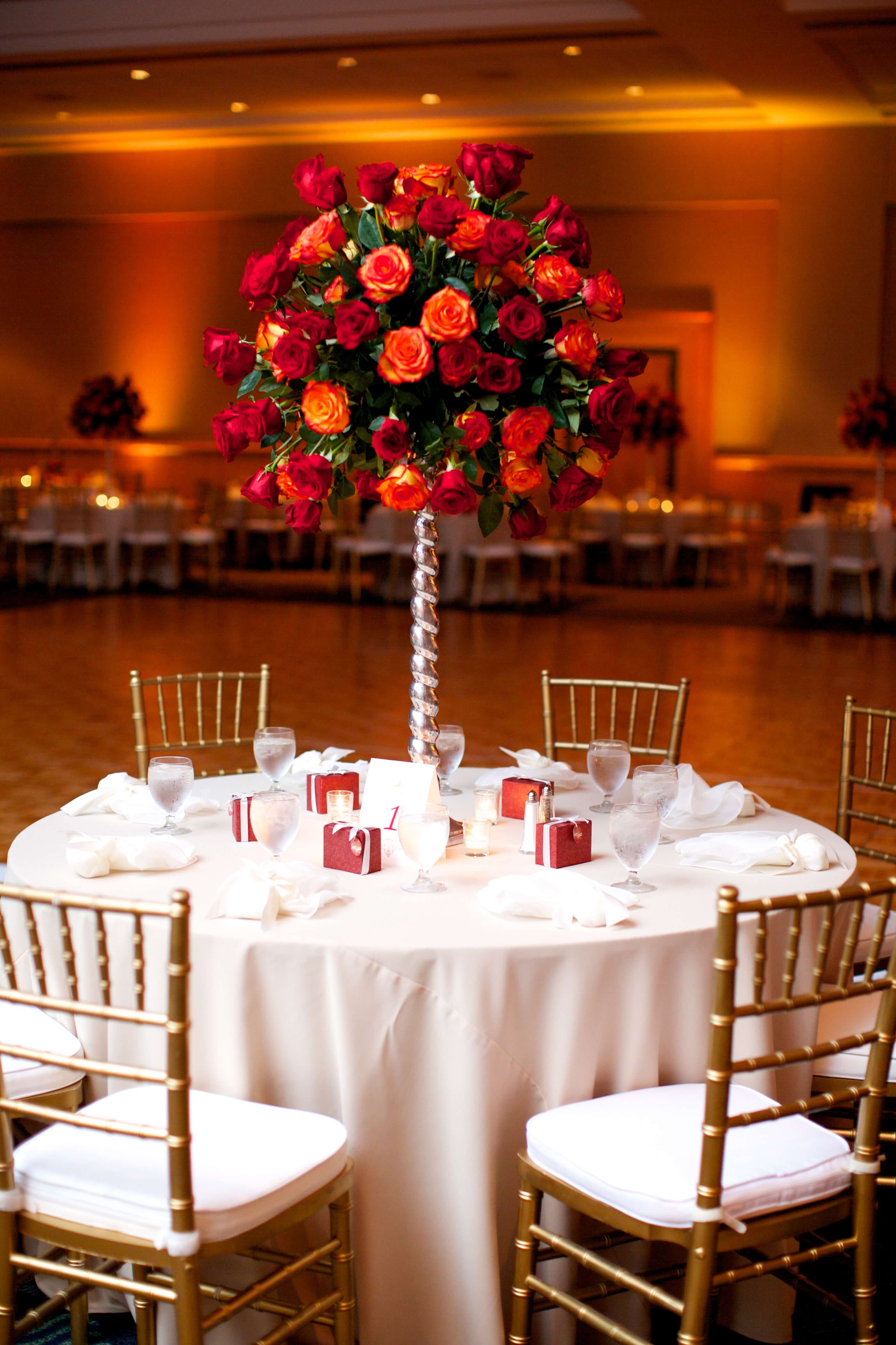 Easy Fall Wedding Table Decorations