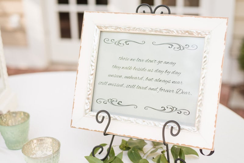 The Oaks Centerville - Guest Book Table